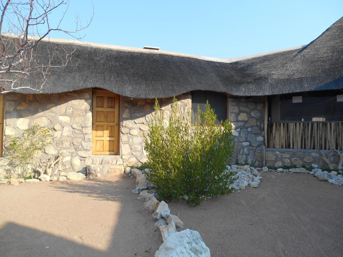Kapika Waterfall Lodge Epupa Exterior foto