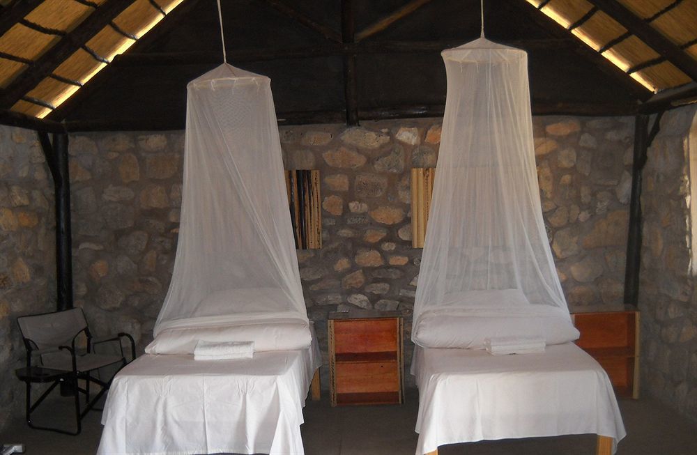 Kapika Waterfall Lodge Epupa Exterior foto